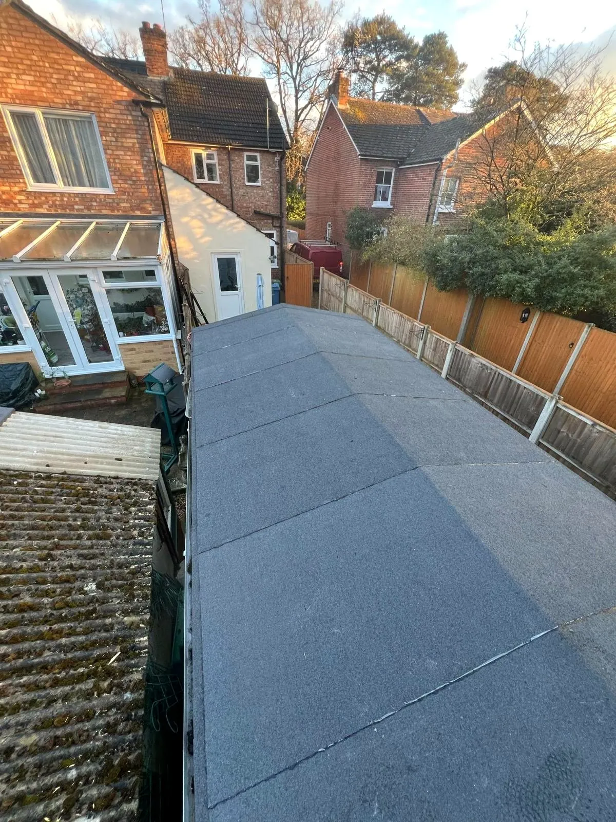 Flat roof to a garden extension